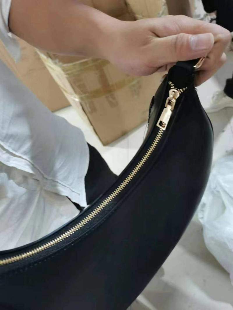 招临时专业台面套袋口2名