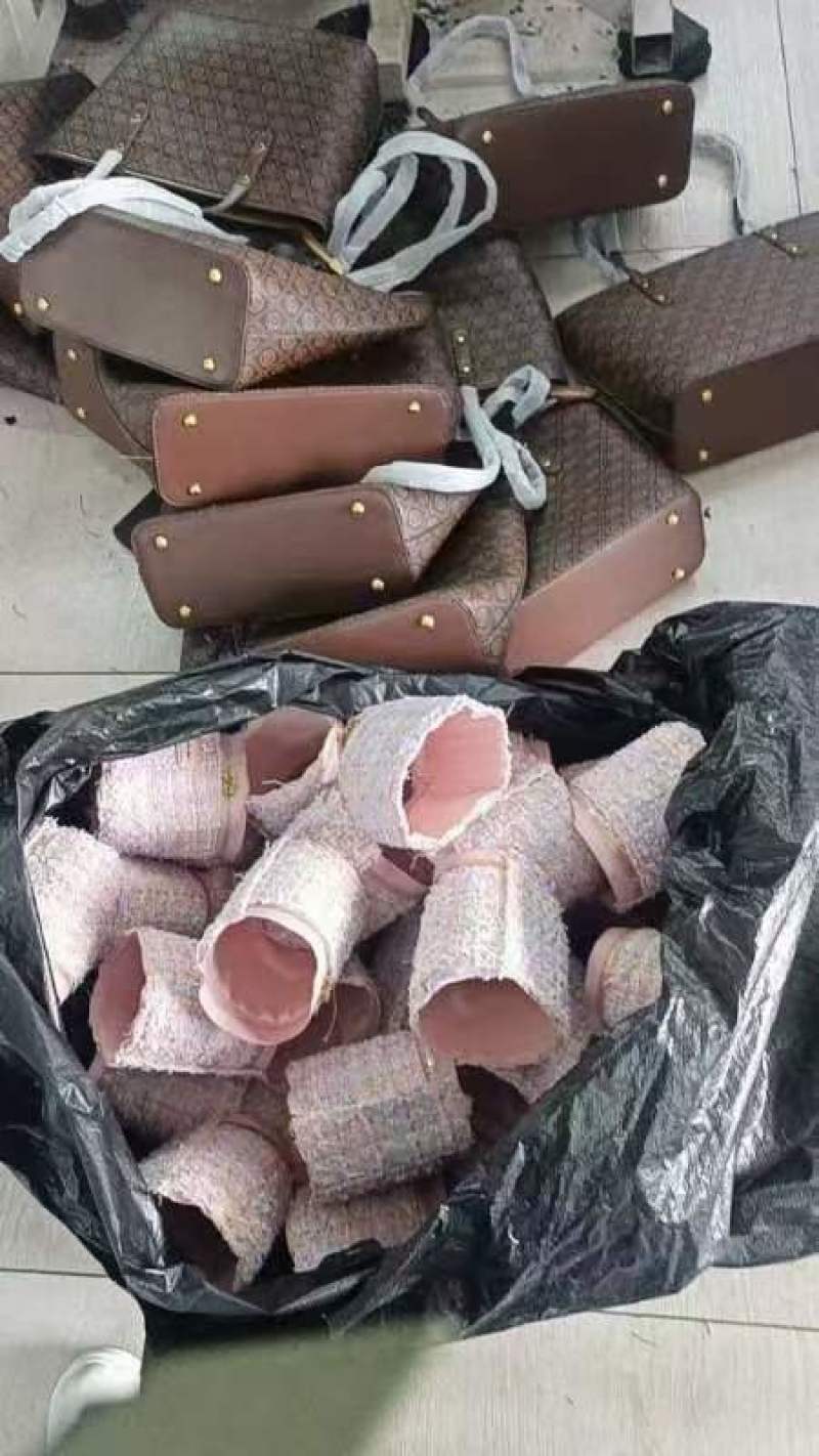 招专业小包包底，大包包底
