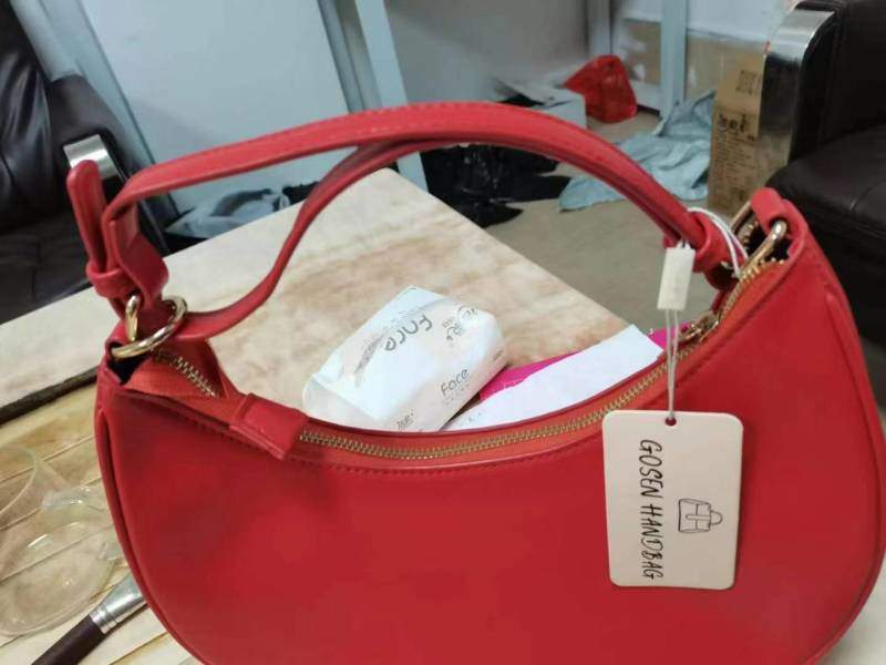 招专业手工穿手挽一名