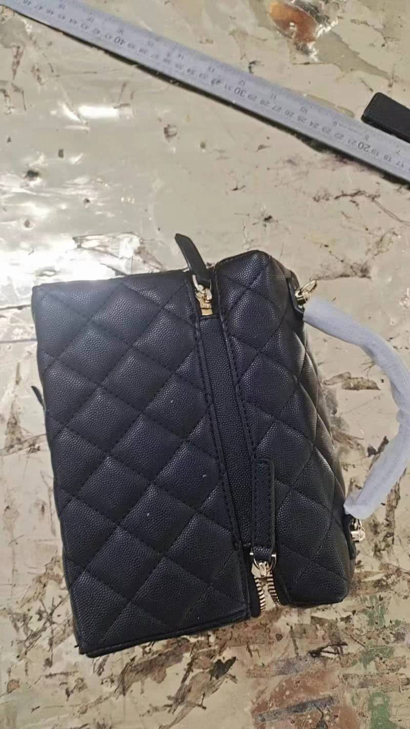 招专业套拉链包2名