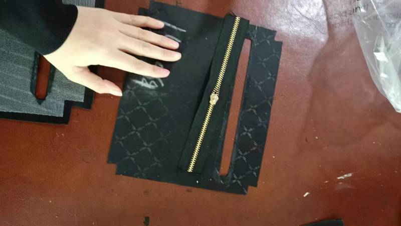 车位背包链贴运边线和接横头