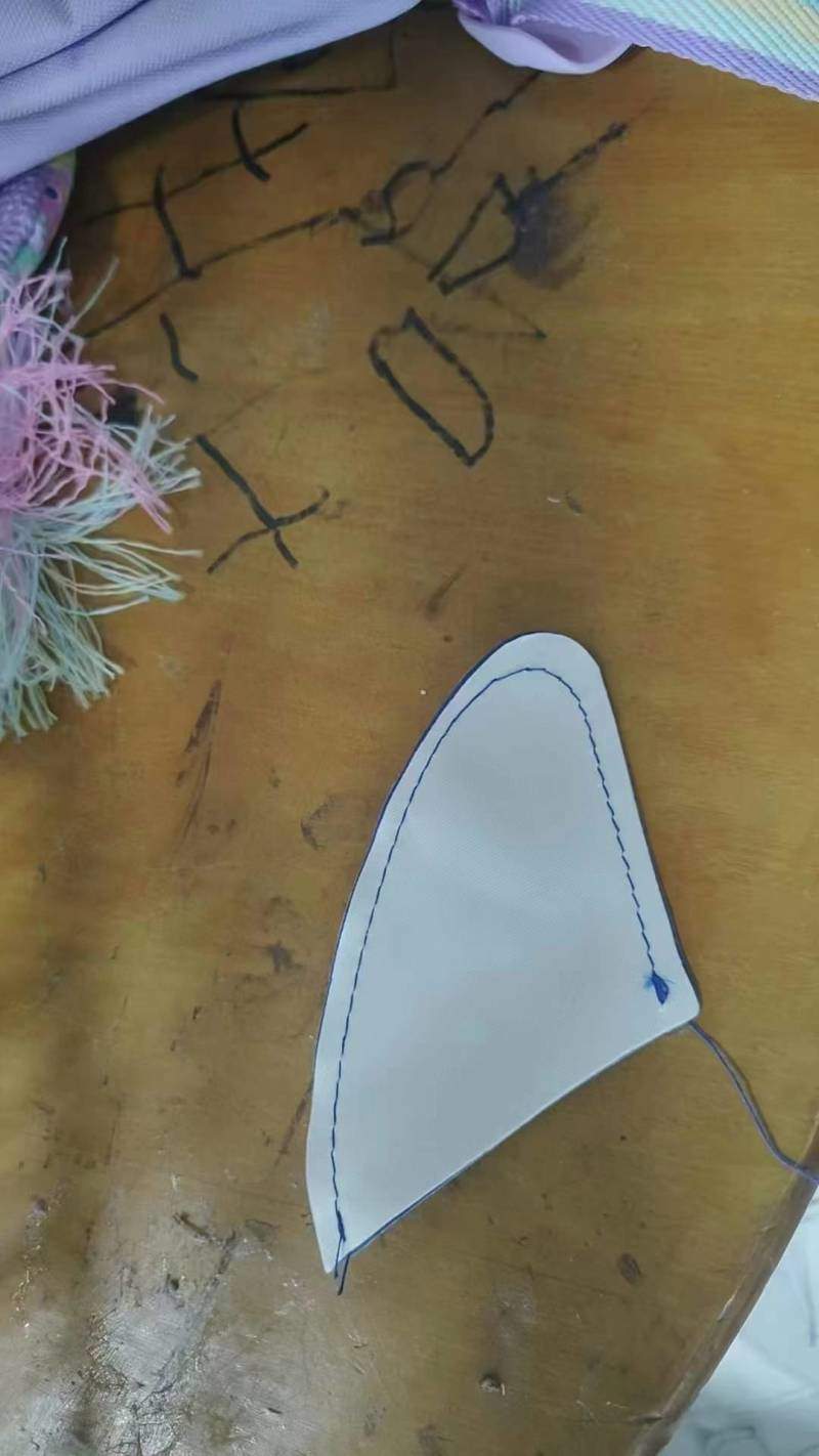 翻耳朵1万2千个，8分一个