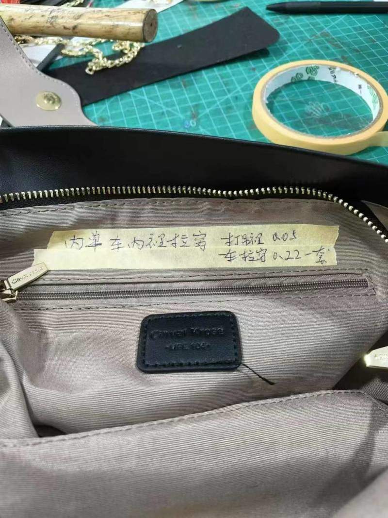 内单招车位车里布一人