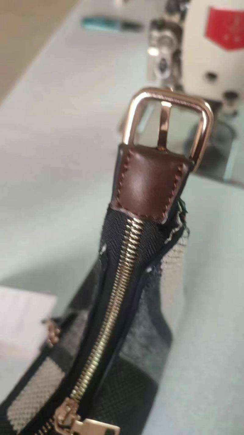招电脑车一名