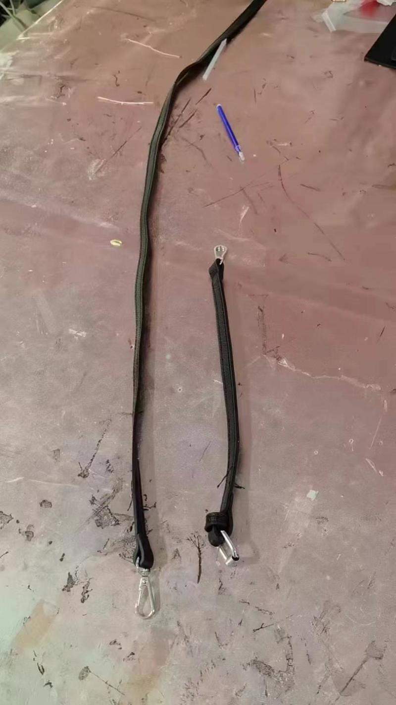 招做长短肩带，剪线吹线
