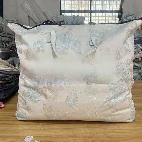 寻找收纳袋源头厂家，如图，有货的联系