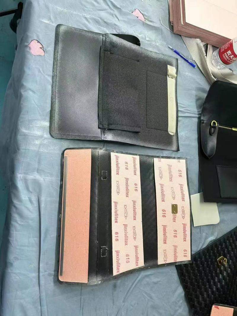 招台面贴里布放刚片