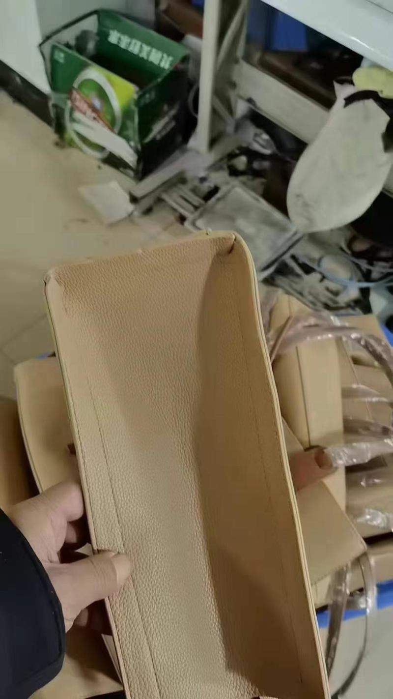 招高车一名