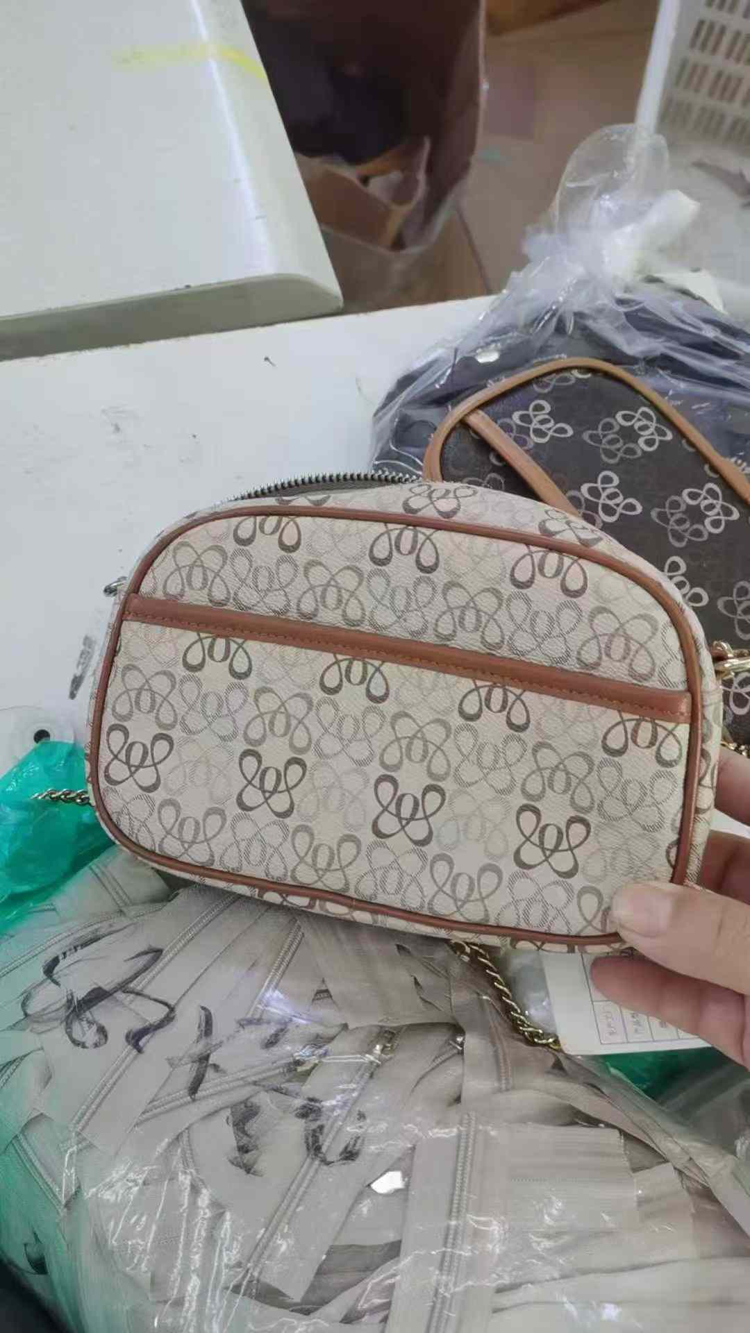 招一个专业内单女包埋前后幅