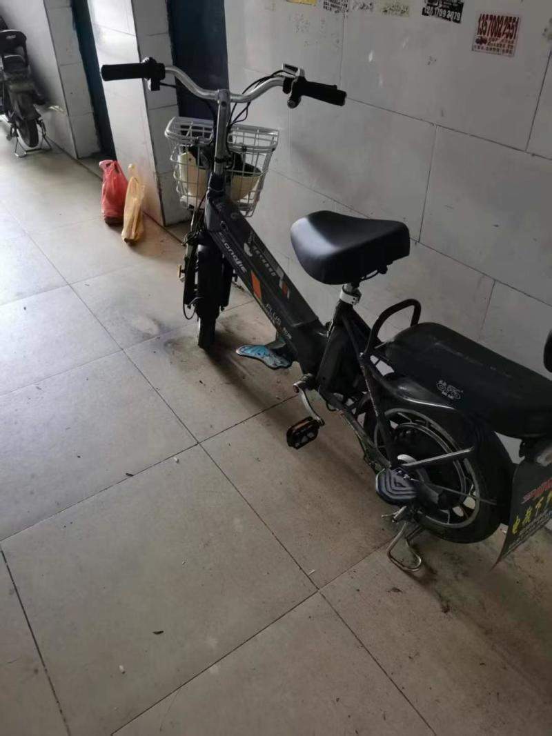 本人有电动车  电磁炉  电火锅转让