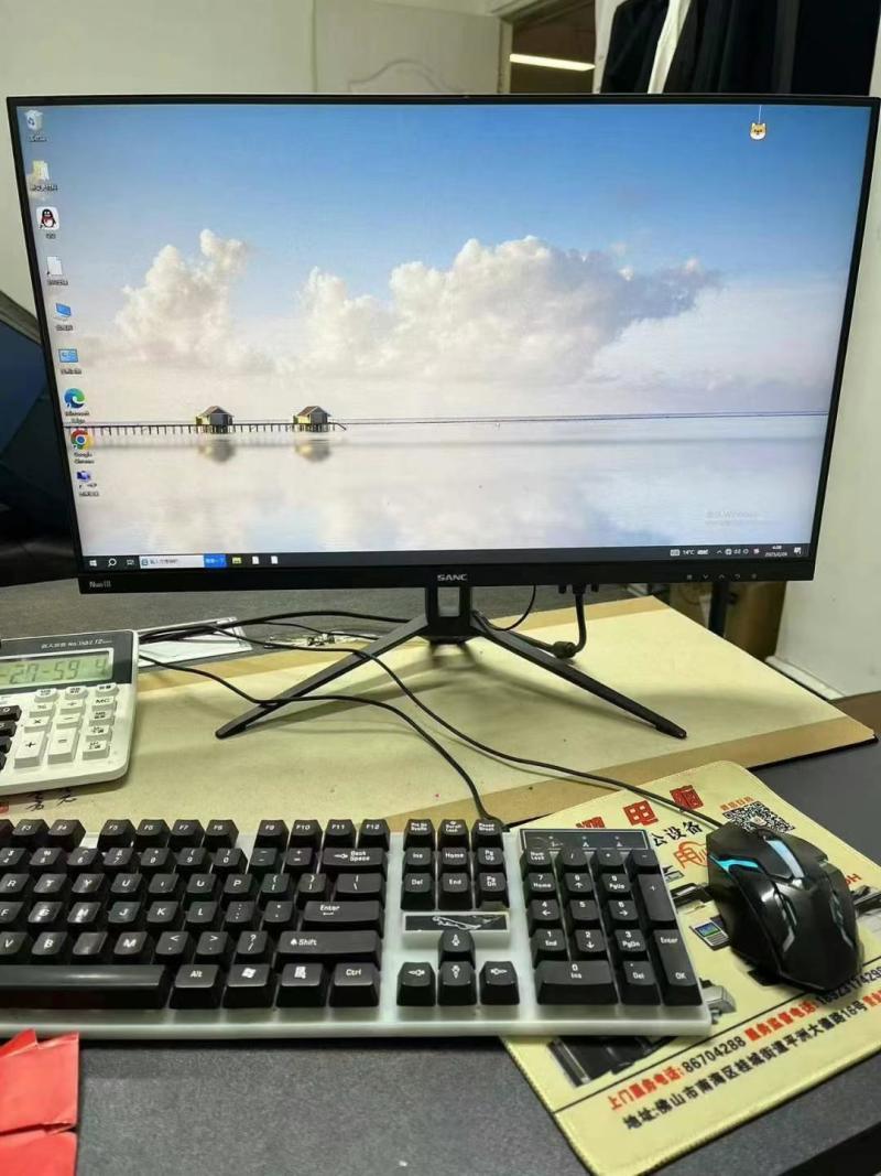 货架9成新168 红木沙发299。办公沙发4件套680 办公电脑600