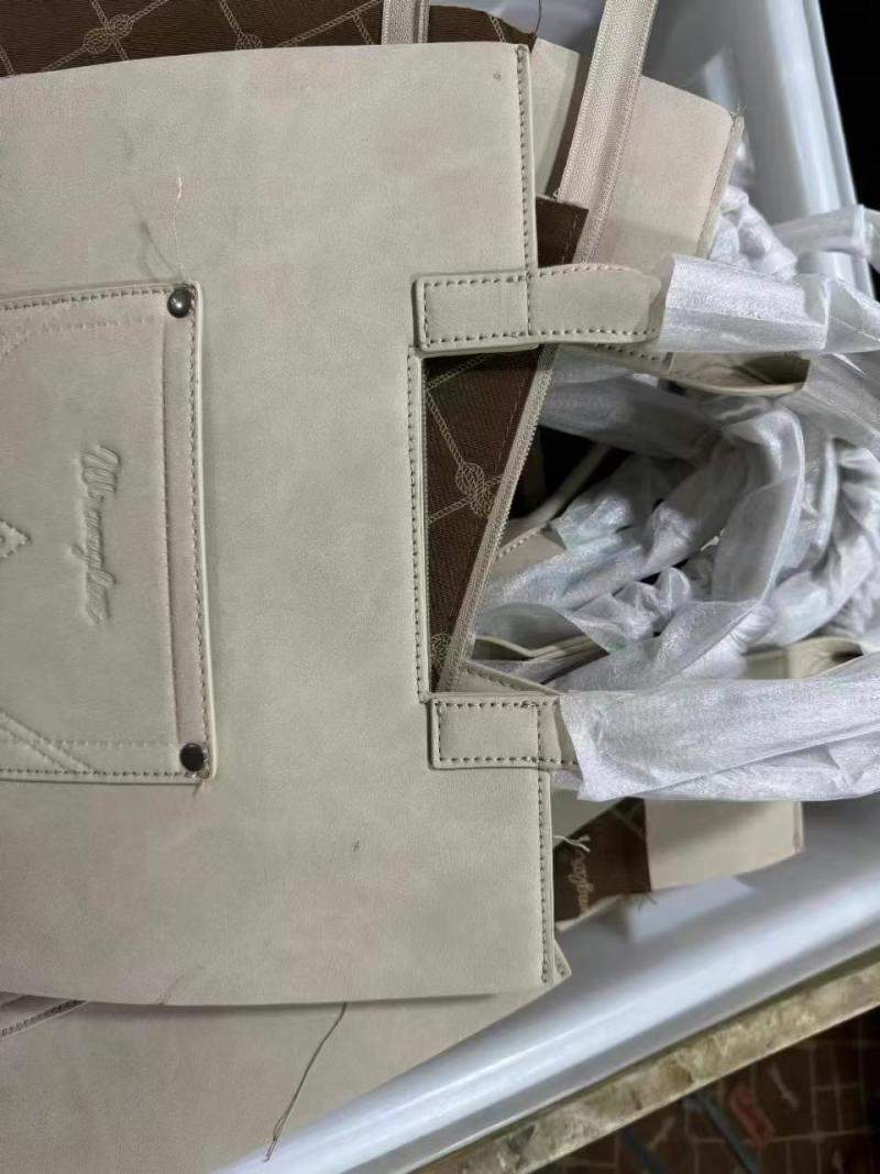 招临时电脑车一名