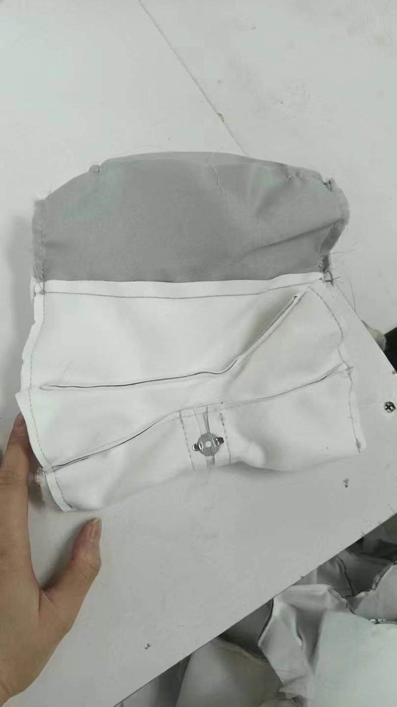 女包内单 车位埋袋1元一个
