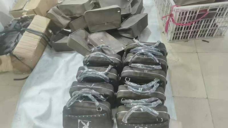 女包工厂招长期车位多名