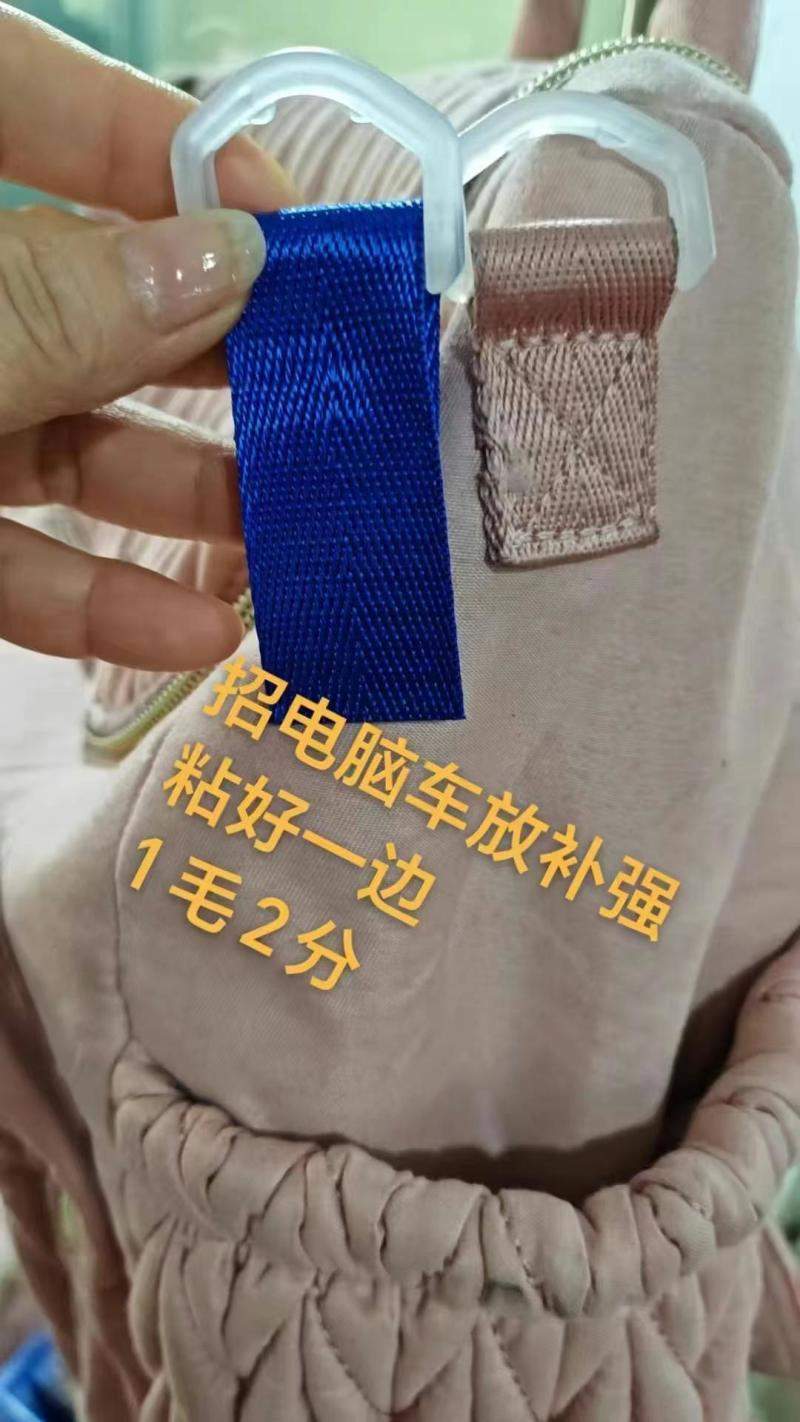 诚聘： 长期车位：2名 临时电脑车工：1名，车耳仔