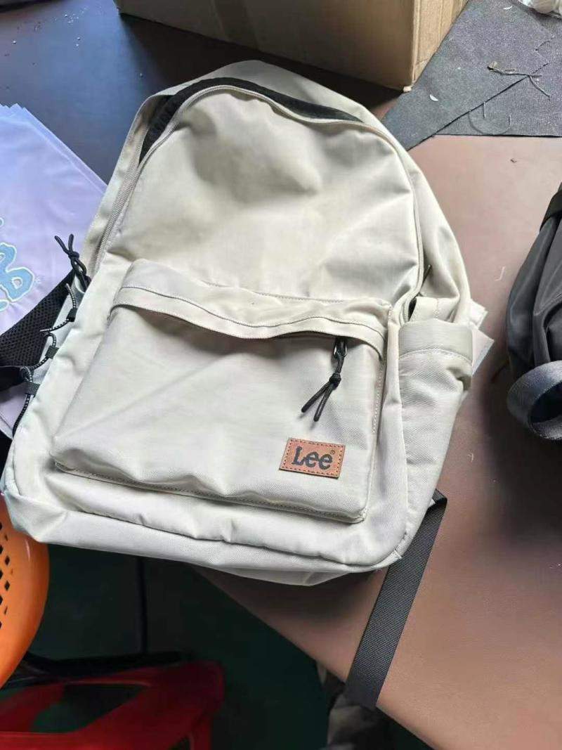  招长期熟手车位两名