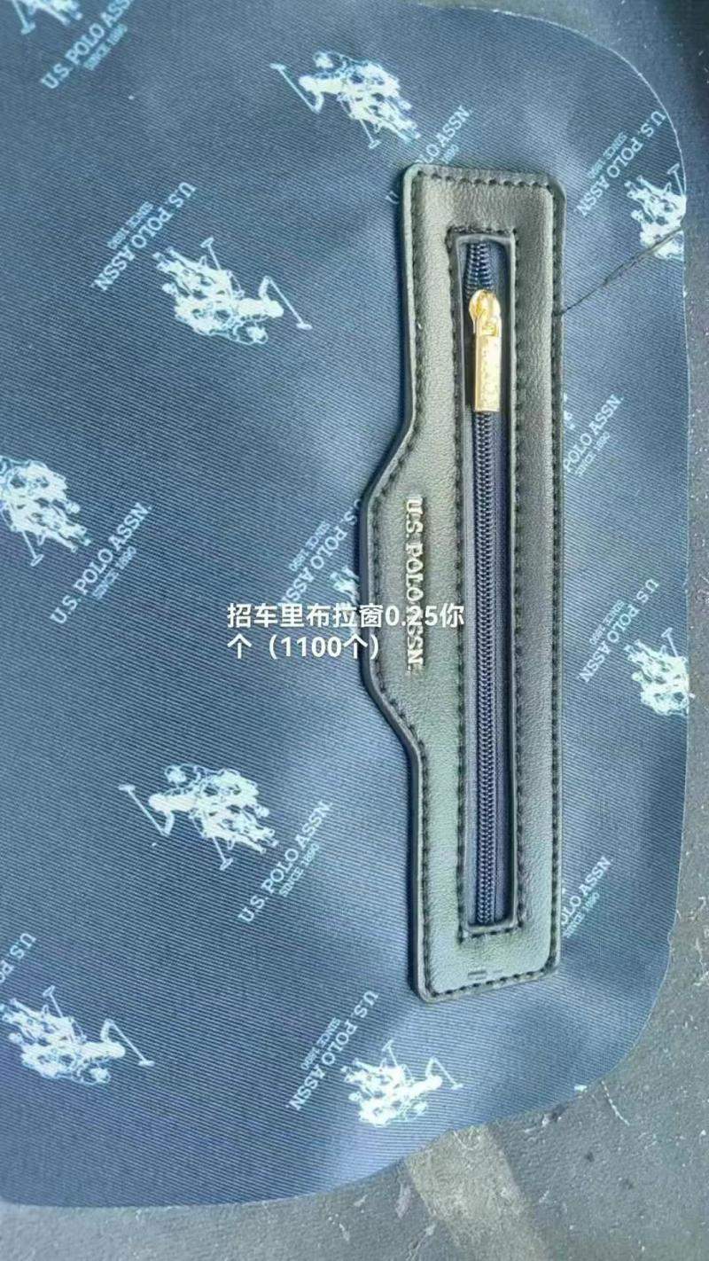 本厂招车位一名，车里布拉窗