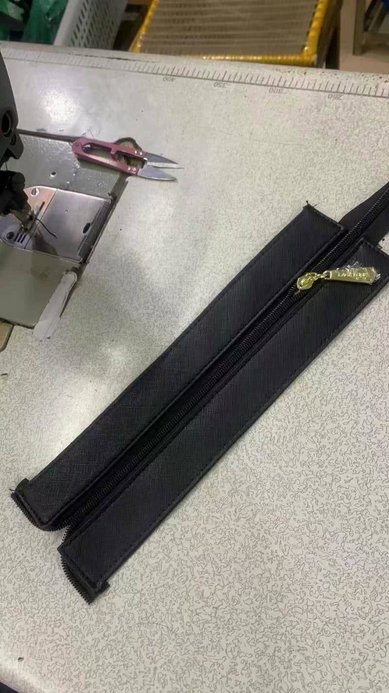 招专业车拉链皮一名