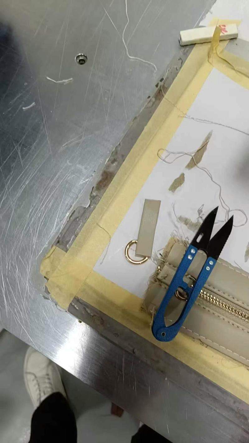 链贴两头订耳仔