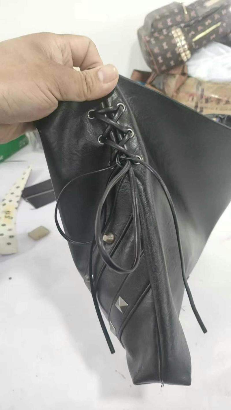 招成品穿绳子，2000个袋