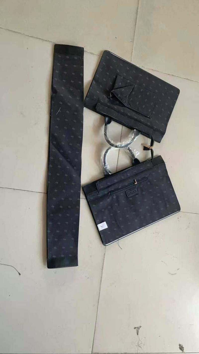招个台面贴里布