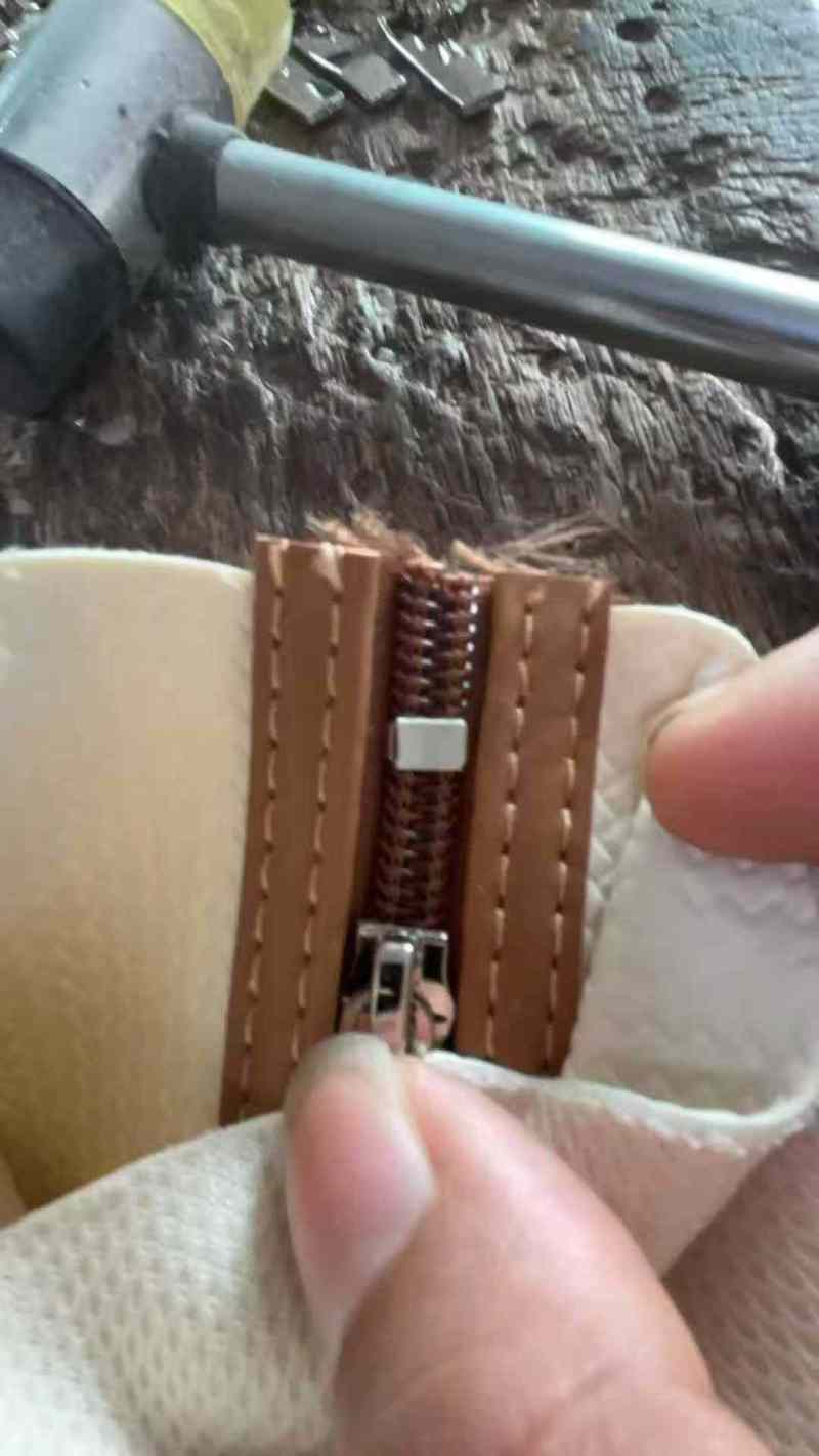 招穿成品拉头两名