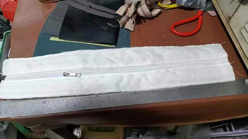 招一个专业生车袋口皮的车位