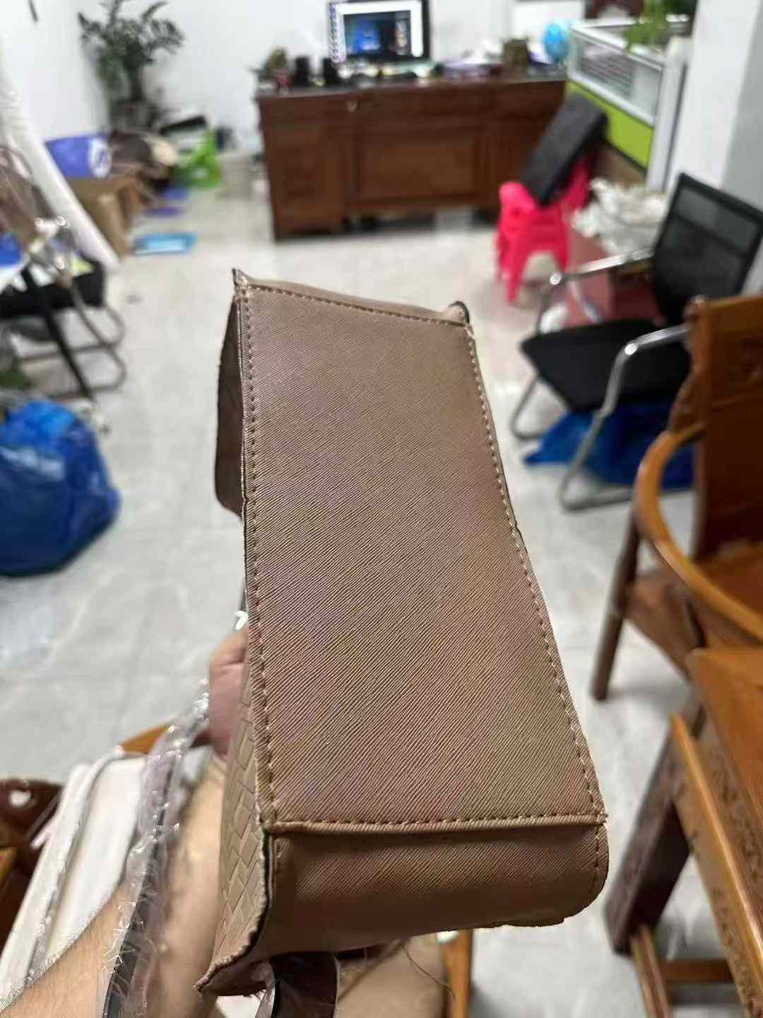 招专业高车包边1名