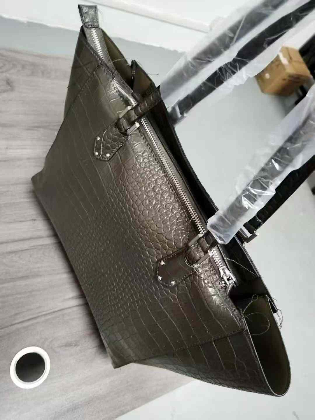 招长期女包剪吹线女性一名