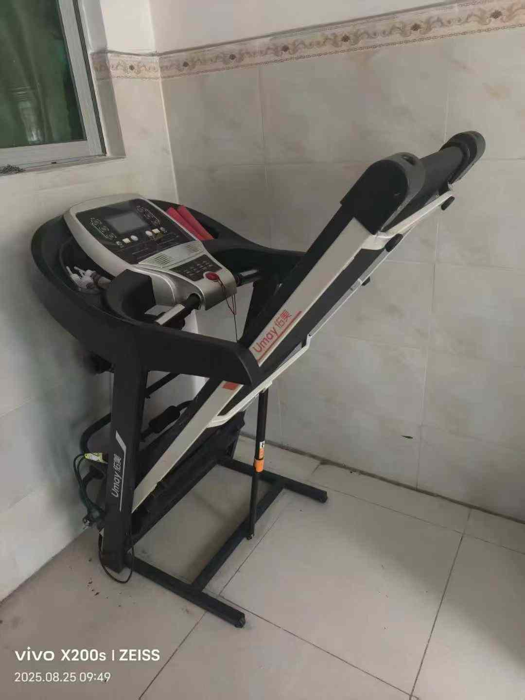 闲置跑步机出300元