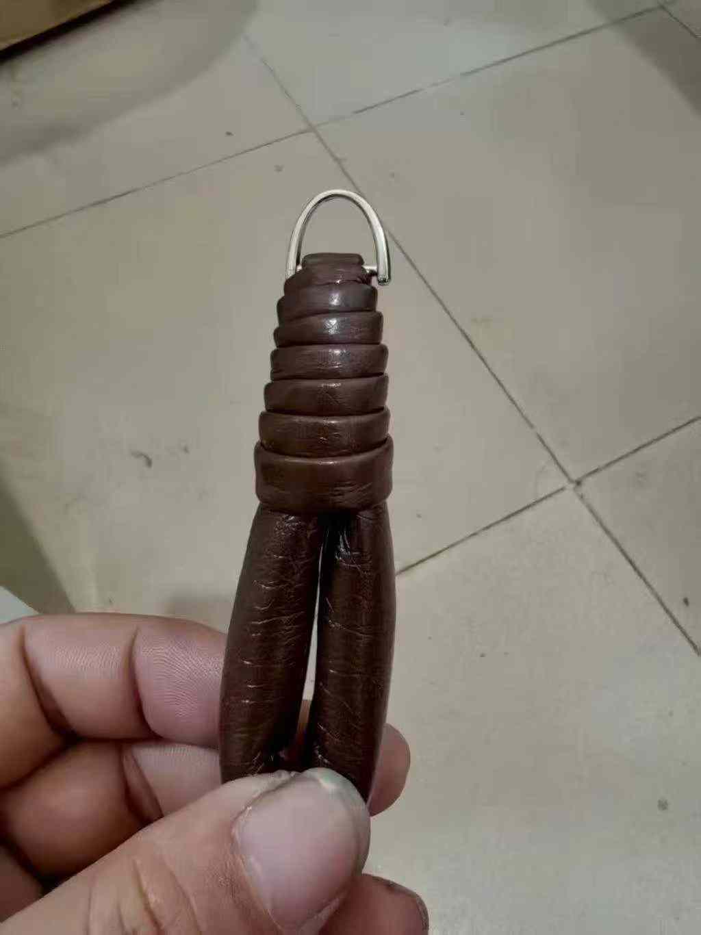招手工一名