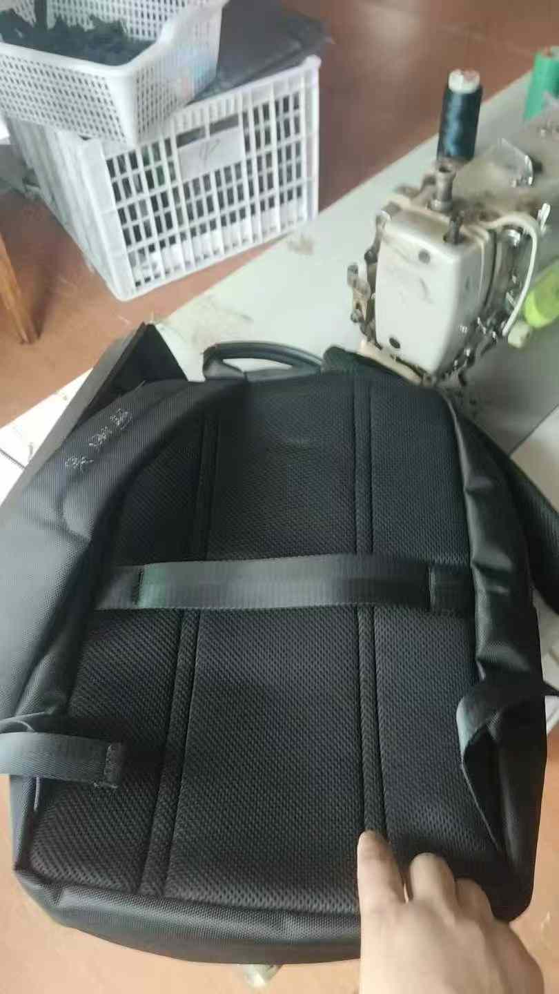 招男装背包全能车位1名