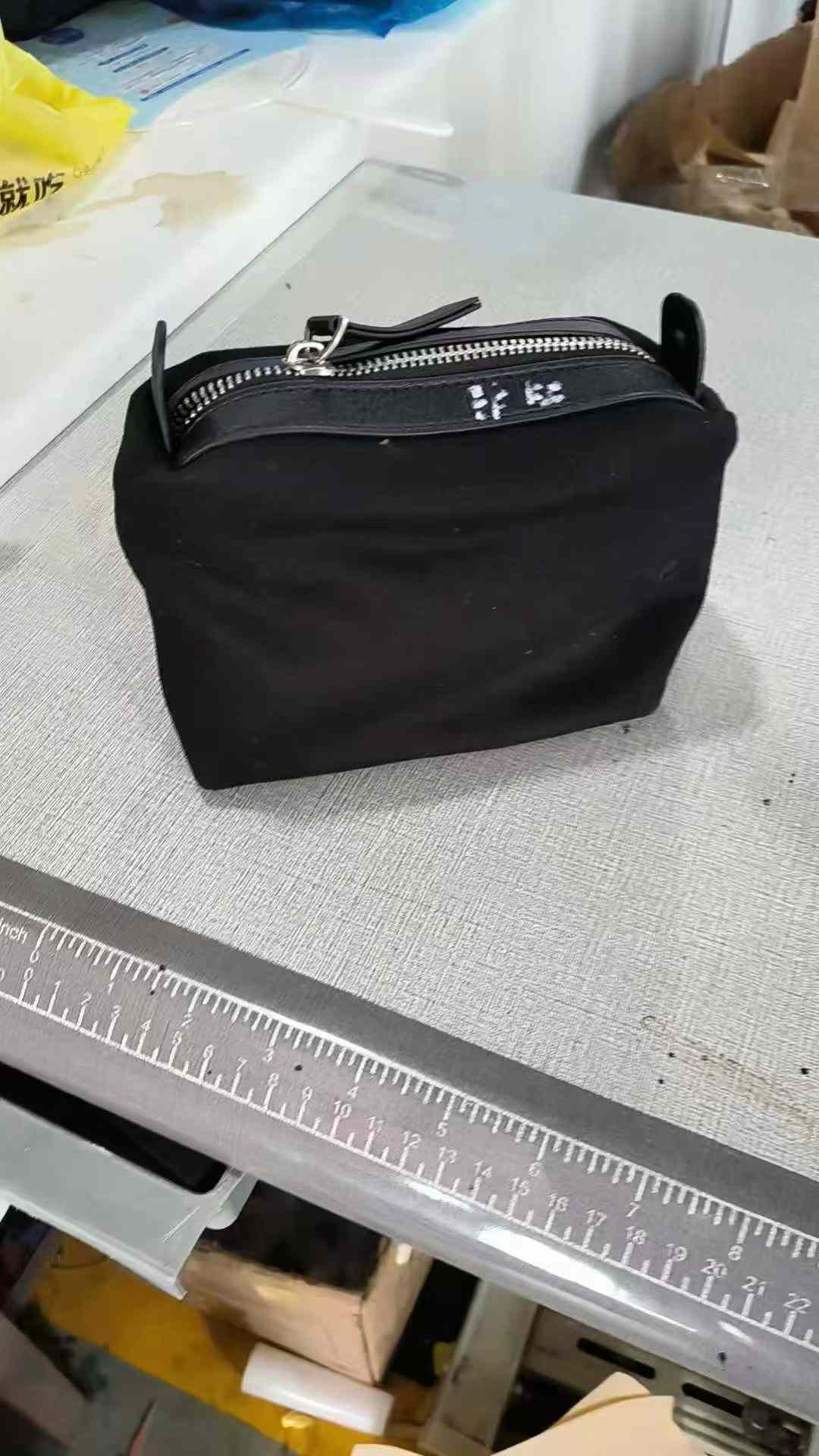 招车位埋中包，封吊带
