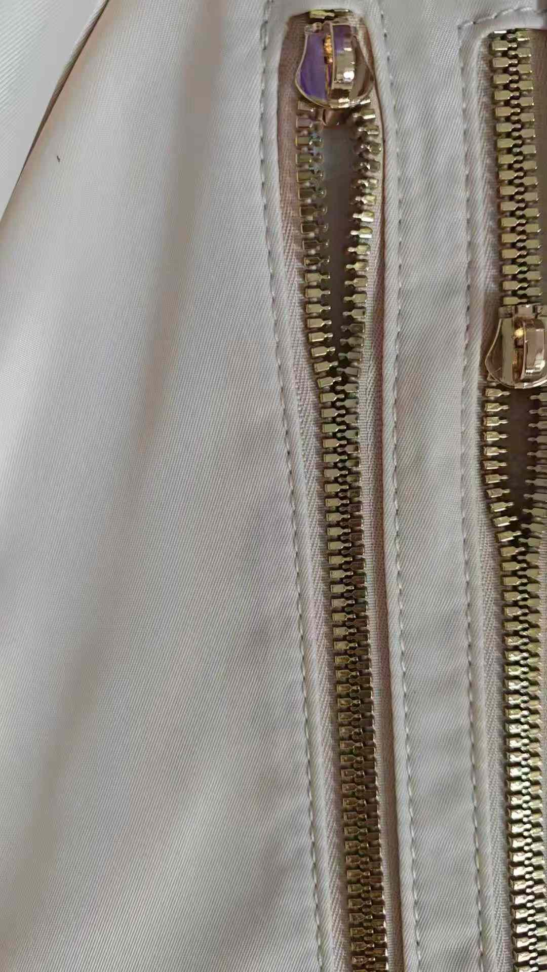 车位车坦克拉链的熟手计件量大