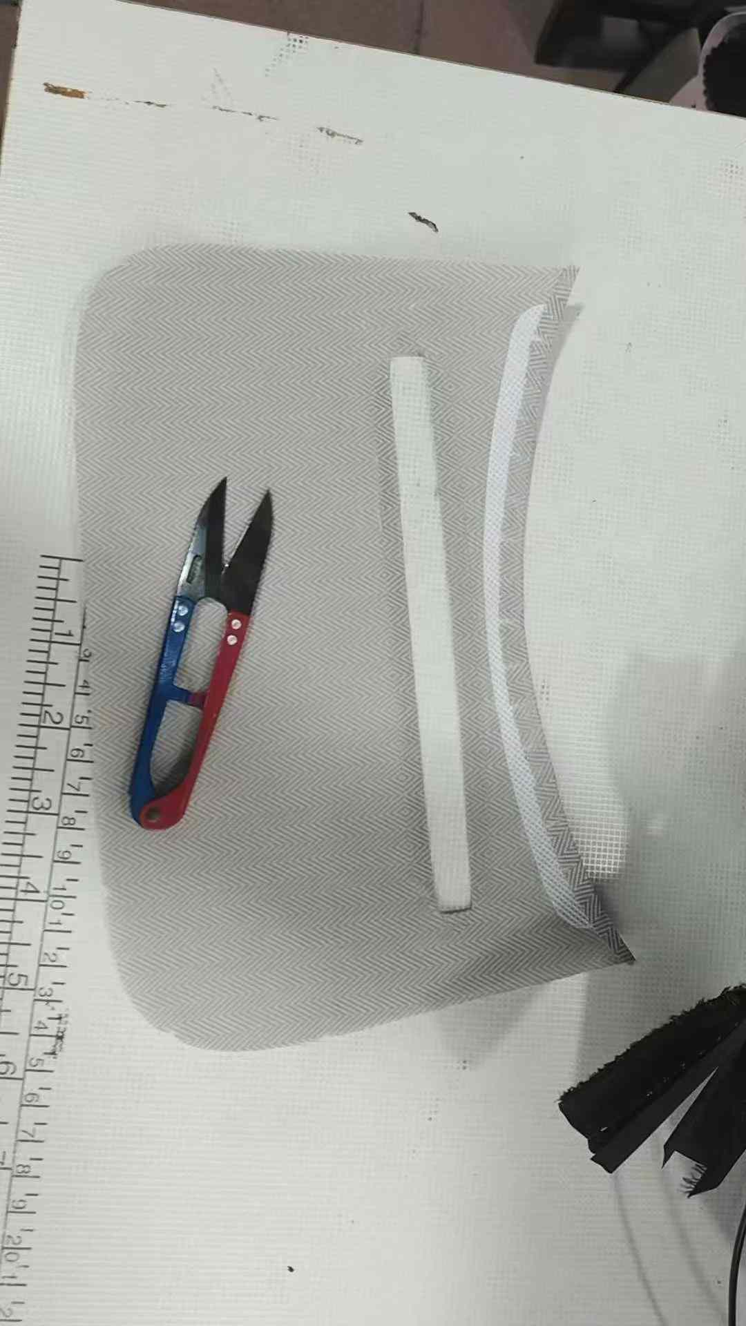 招台面加托折边