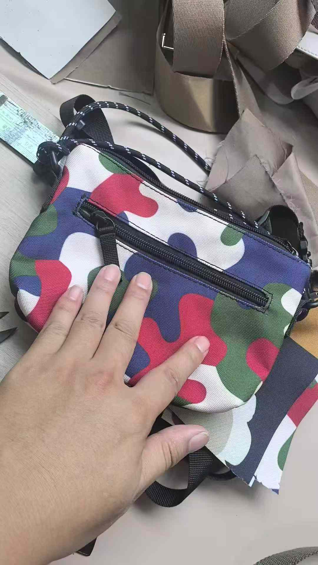 小包车拉窗打吊袋