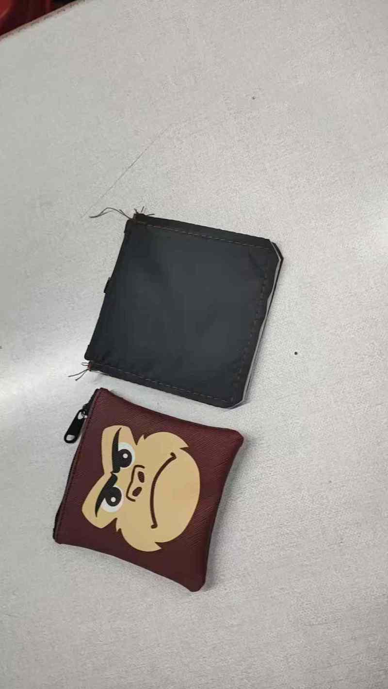 招专业翻袋一名计件0.12元一个