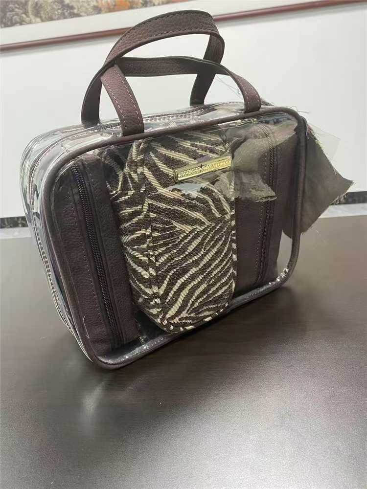 本公司以化妆包订单为主，寻求配合度好工厂合作